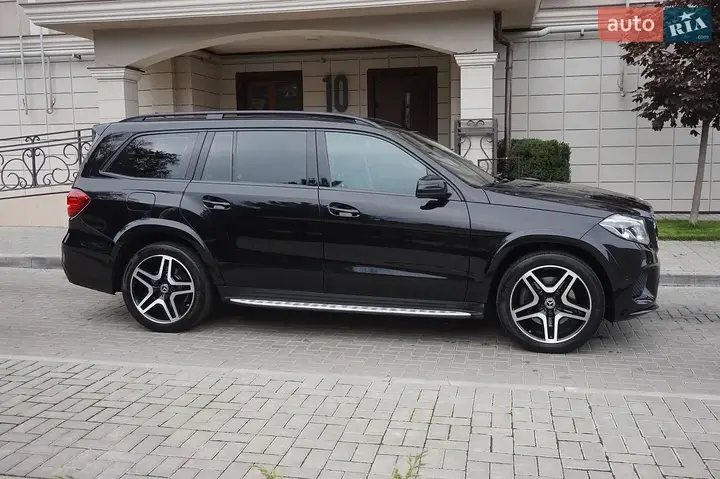 Mercedes-Benz Gls-Class 2016 photo 2