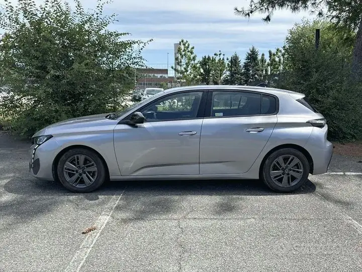 Peugeot 308 2022 photo 2