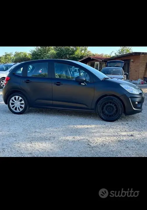 Citroen C3 2012 photo 2