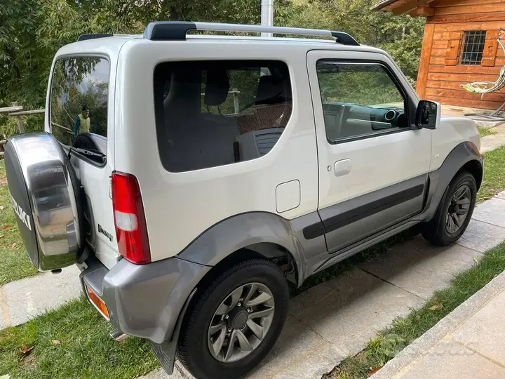 Suzuki Jimny 2016 photo 4