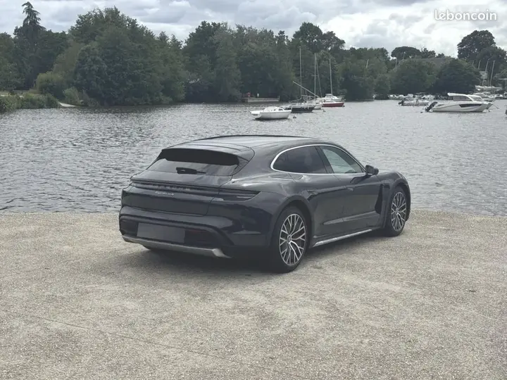 Porsche Taycan 2022 photo 3
