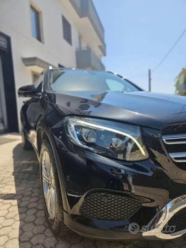 Mercedes-Benz Glc 2018 photo 4