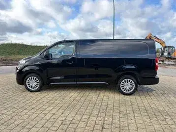 Peugeot Expert 2023 photo 2