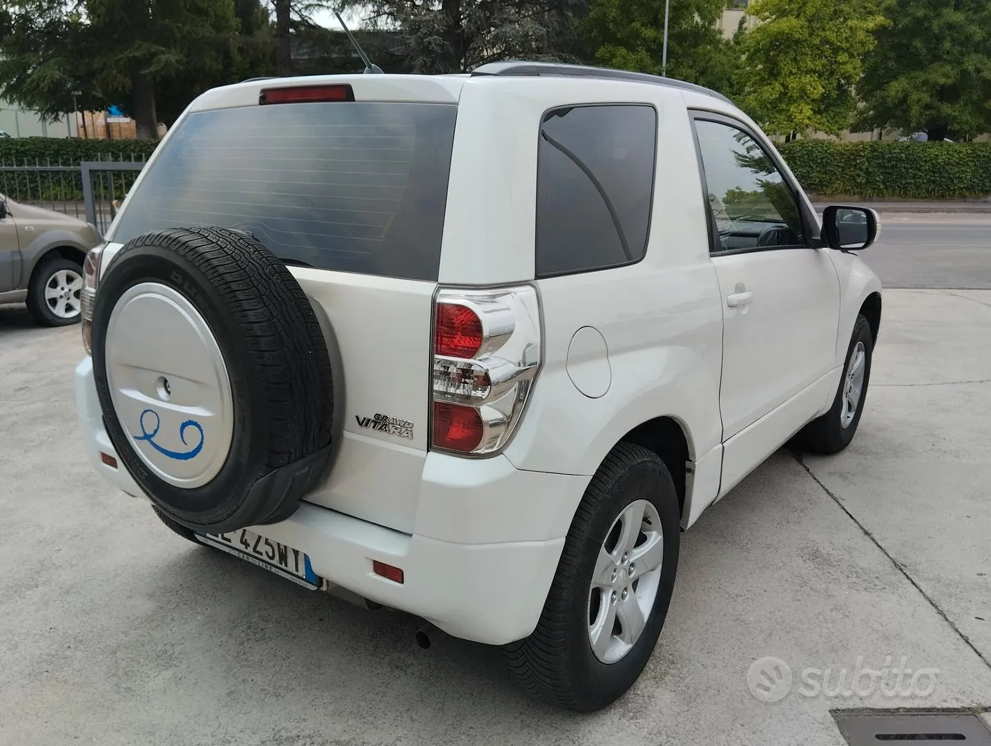 Suzuki Grand Vitara 2012 photo 4
