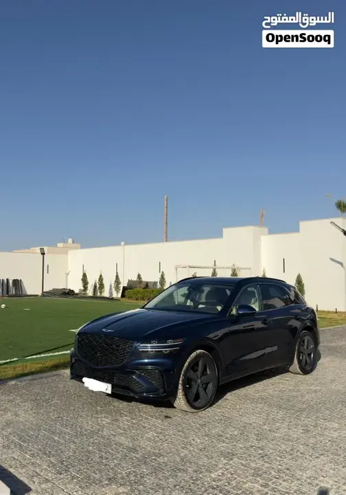 Genesis Gv70