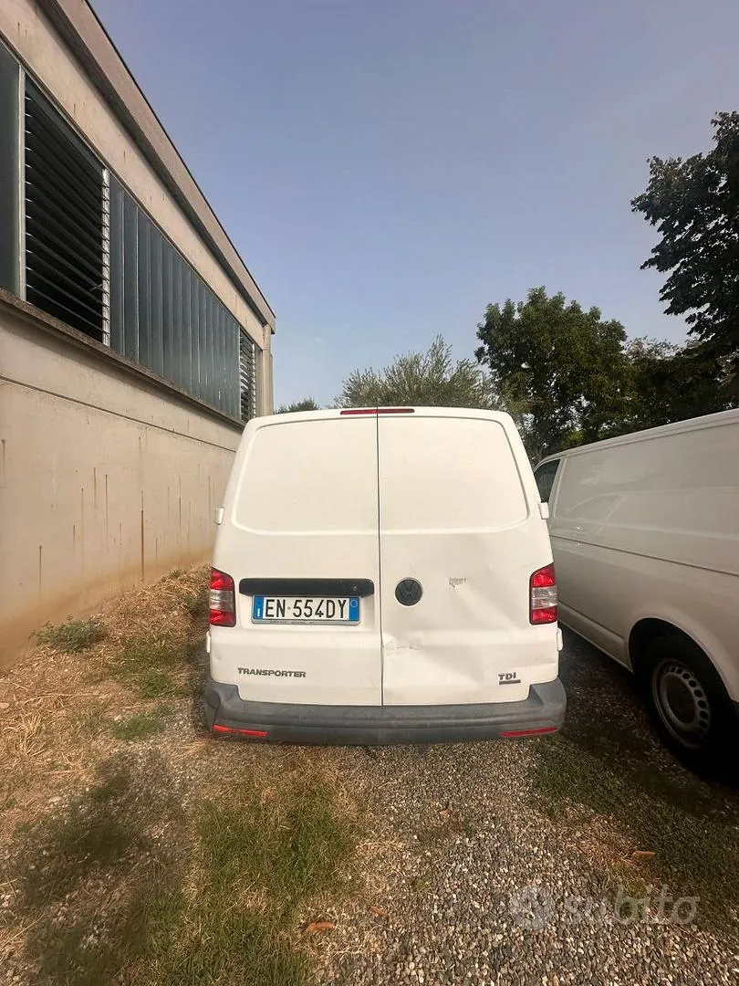 Volkswagen Transporter 2013 photo 4