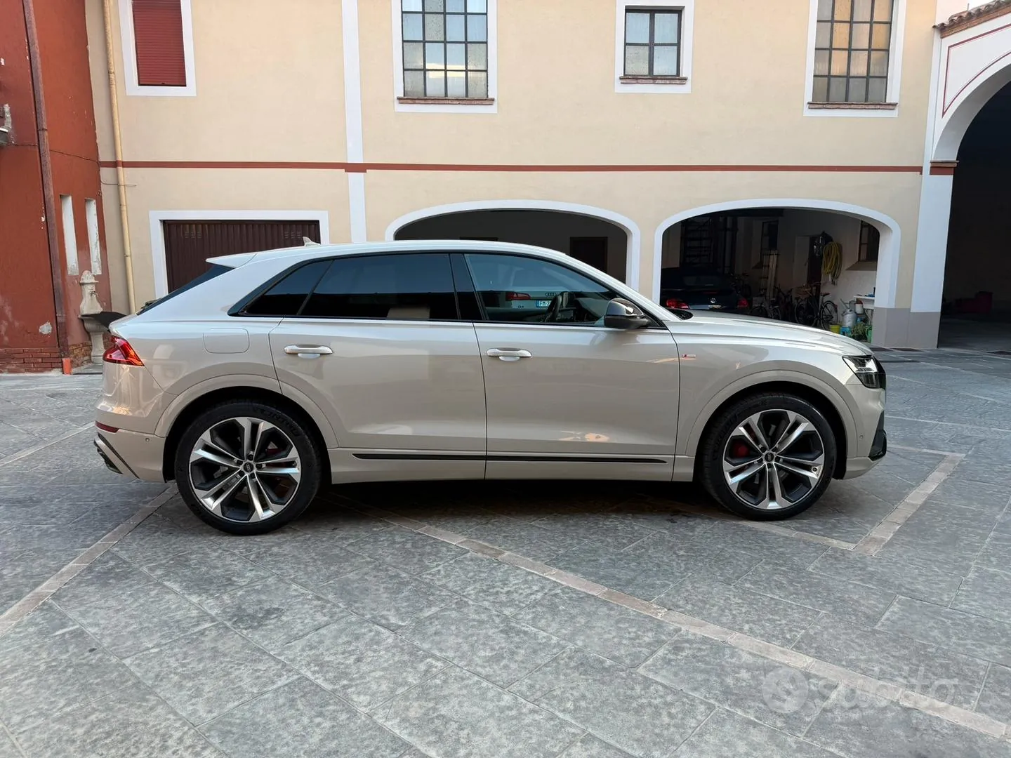 Audi Q8