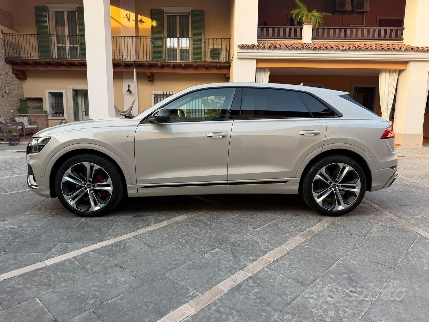 Audi Q8 2023 photo 3