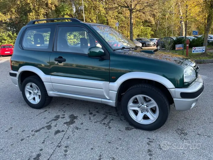 Suzuki Grand Vitara 2005 photo 5