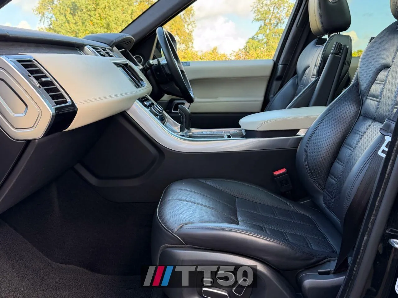 Land Rover Range Rover Sport 2015 photo 4