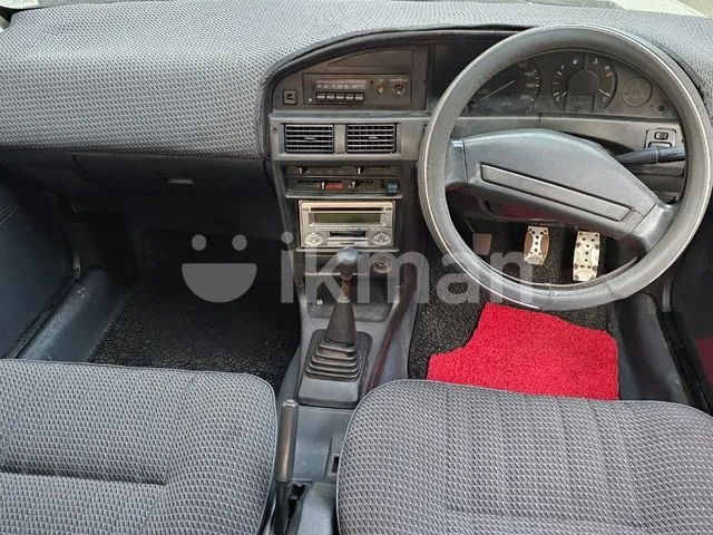 Toyota Corolla 1987 photo 2