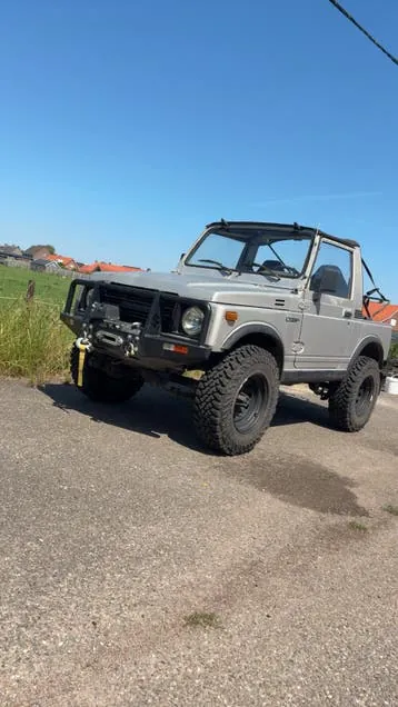 Suzuki Samurai