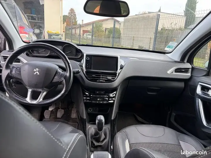 Peugeot 2008 2016 photo 3
