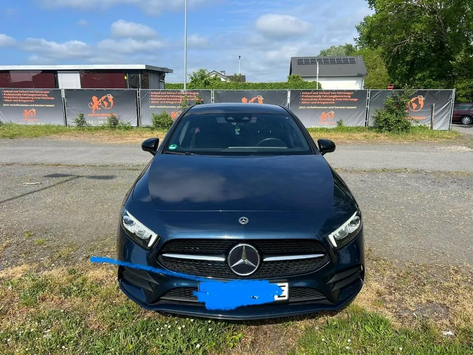 Mercedes-Benz A 250 E