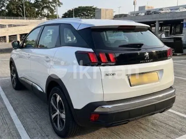 Peugeot 3008 2019 photo 2