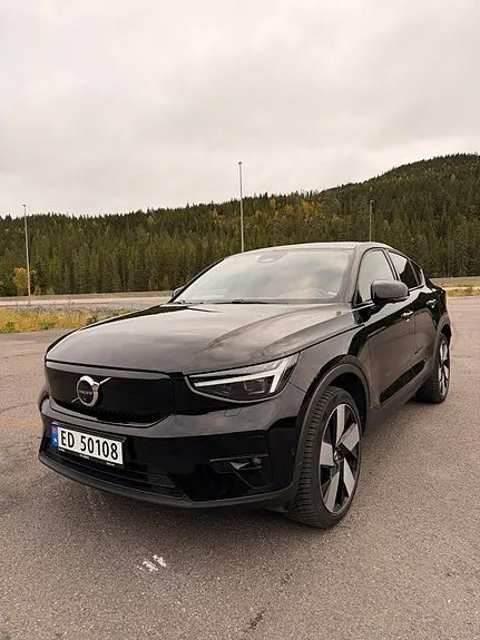 Volvo C40 2022 photo 2