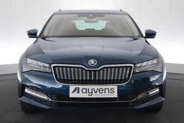 Skoda Superb 2021 photo 2