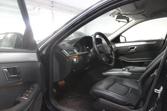 Mercedes-Benz E 220 2013 photo 5