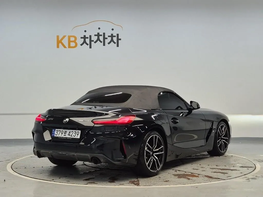 BMW Z4 2023 photo 3