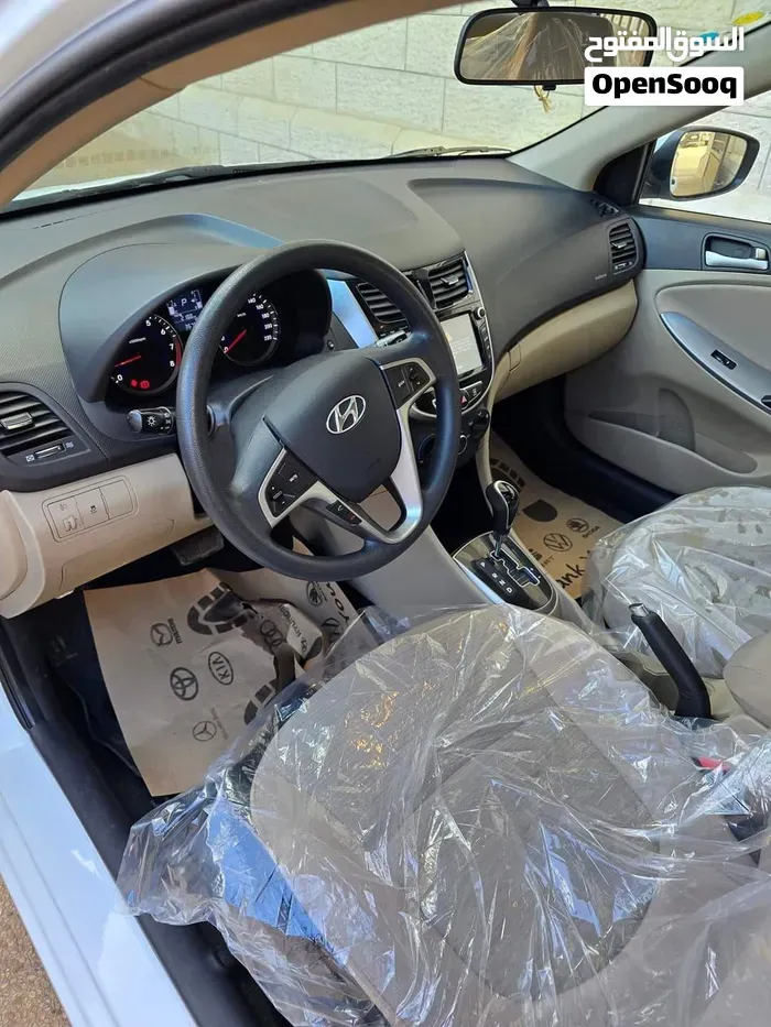 Hyundai Accent 2016 photo 4