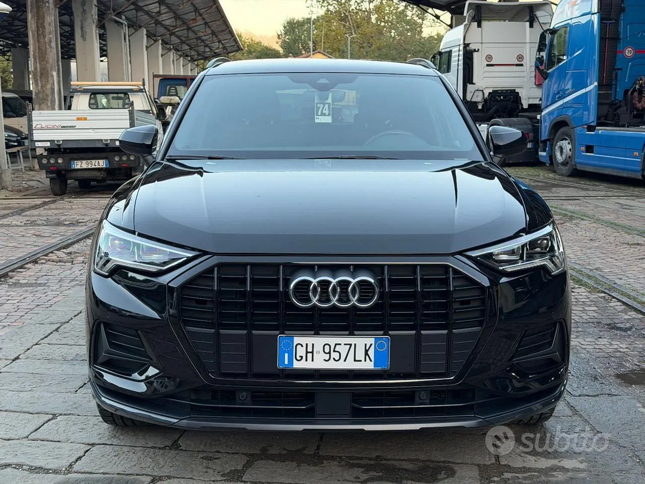 Audi Q3 2021 photo 2
