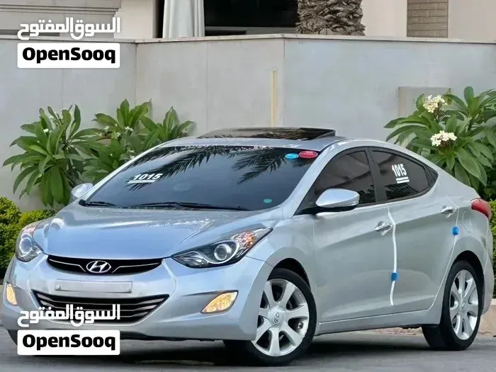 Hyundai Elantra 2012 photo 2