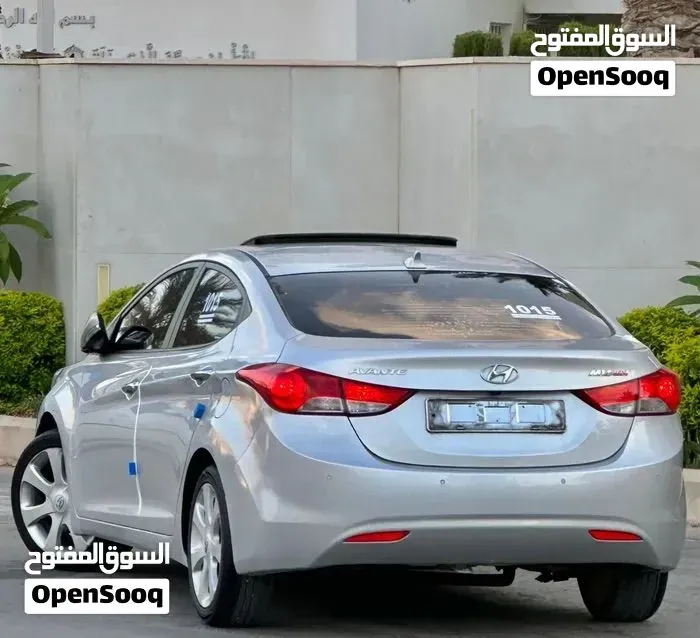 Hyundai Elantra 2012 photo 4