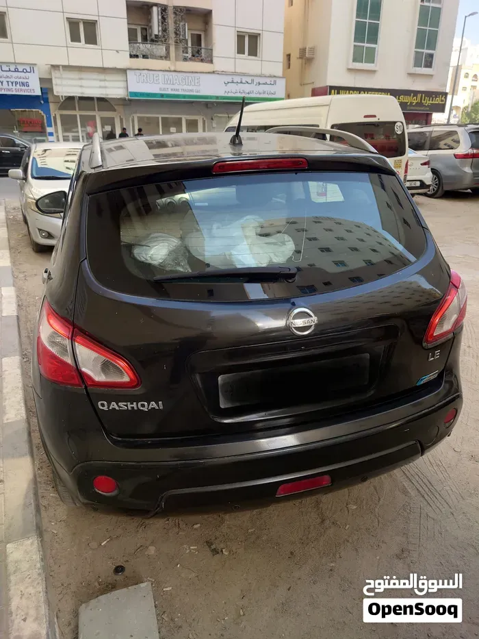 Nissan Qashqai 2011 photo 2