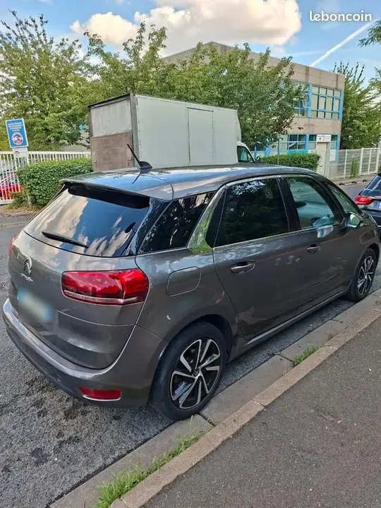 Citroen C4 Picasso 2017 photo 2