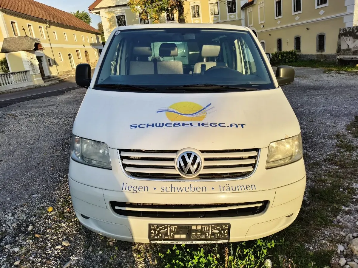 Volkswagen Caravelle 2007 photo 2