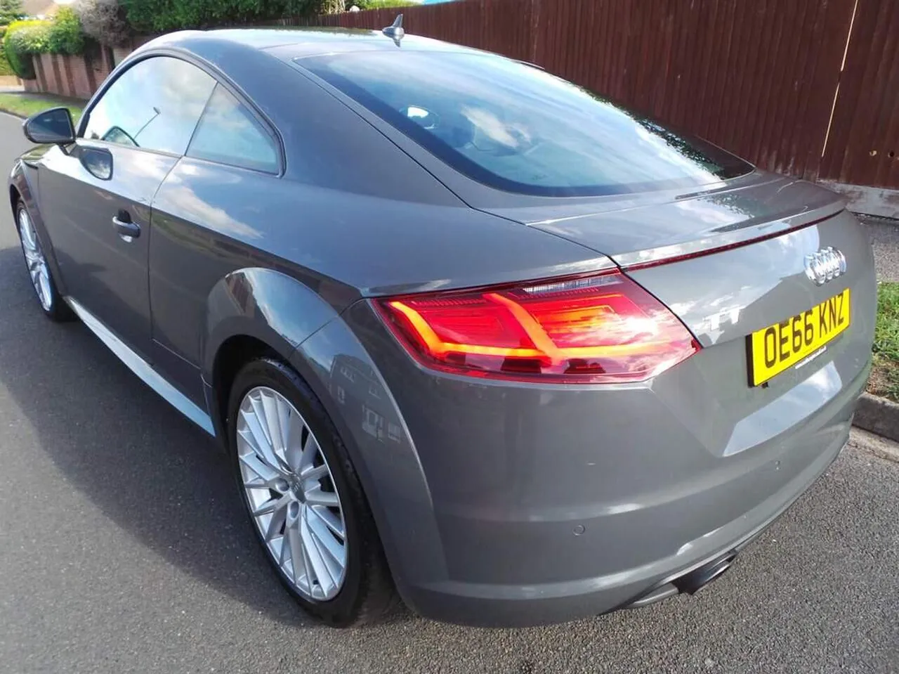 Audi Tt 2017 photo 2