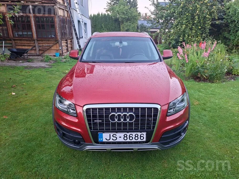 Audi Q5 2010 photo 2