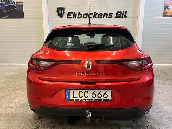 Renault Megane 2018 photo 5