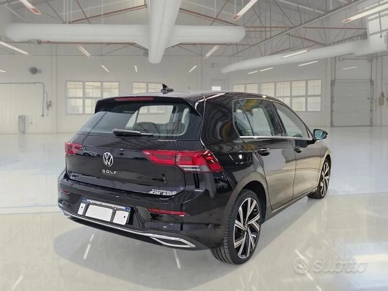 Volkswagen Golf 2022 photo 4