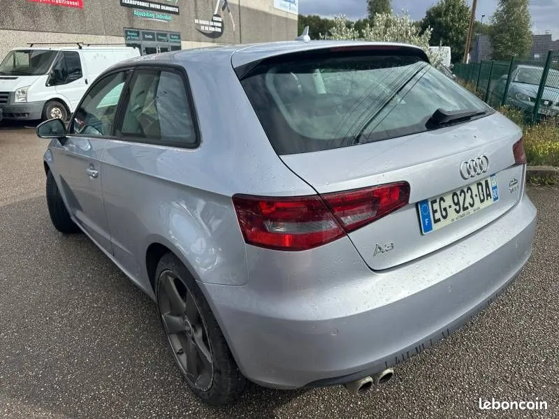 Audi A3 2015 photo 4