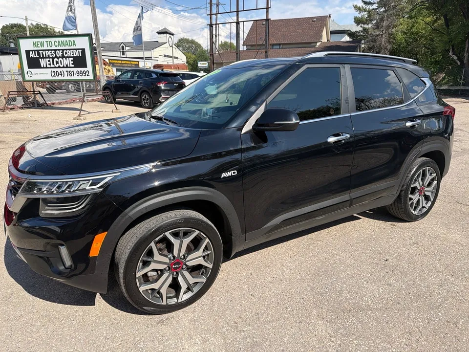 Kia Seltos 2023 photo 3