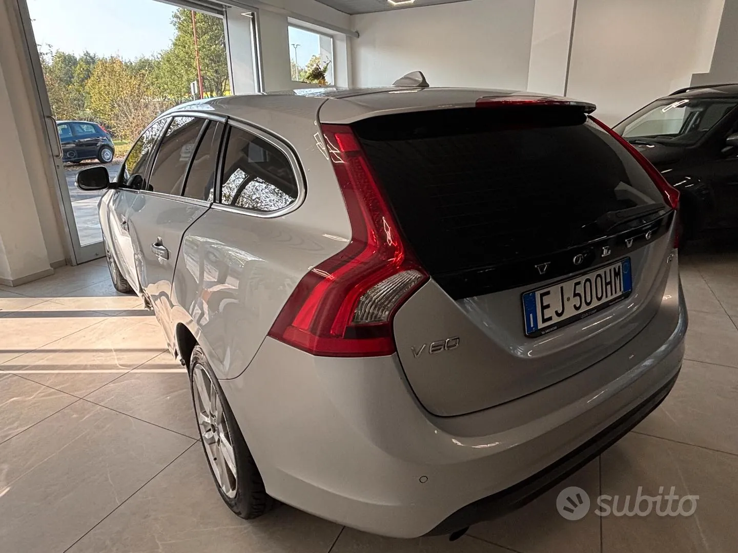Volvo V60 2011 photo 4