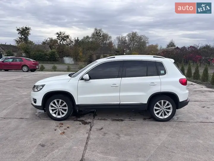 Volkswagen Tiguan 2015 photo 2