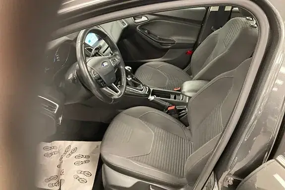Ford Focus 2018 photo 5