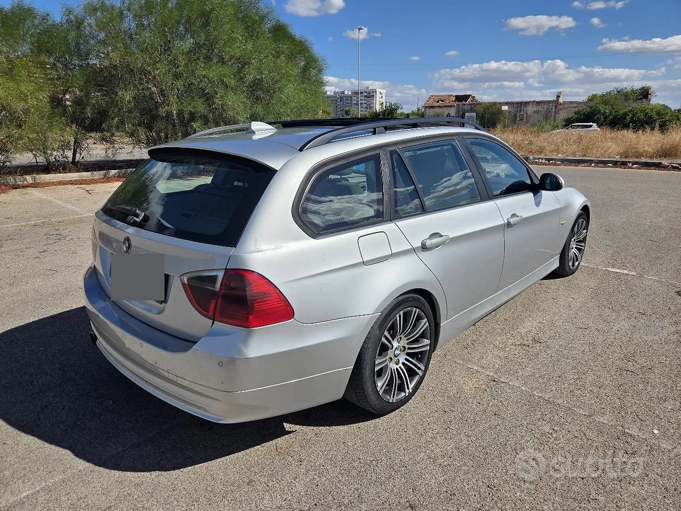 BMW 3 Series 2008 photo 2