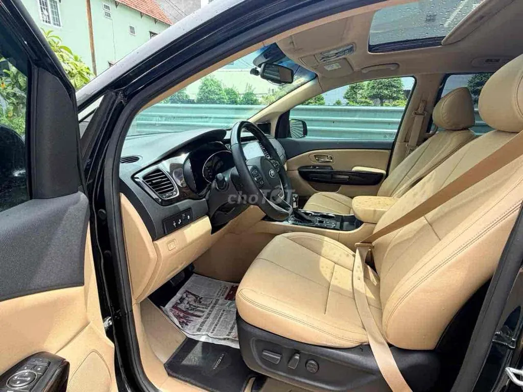 Kia Sedona 2018 photo 4