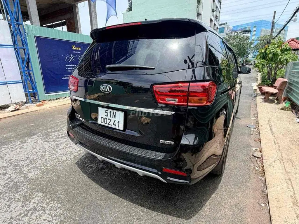 Kia Sedona 2018 photo 2
