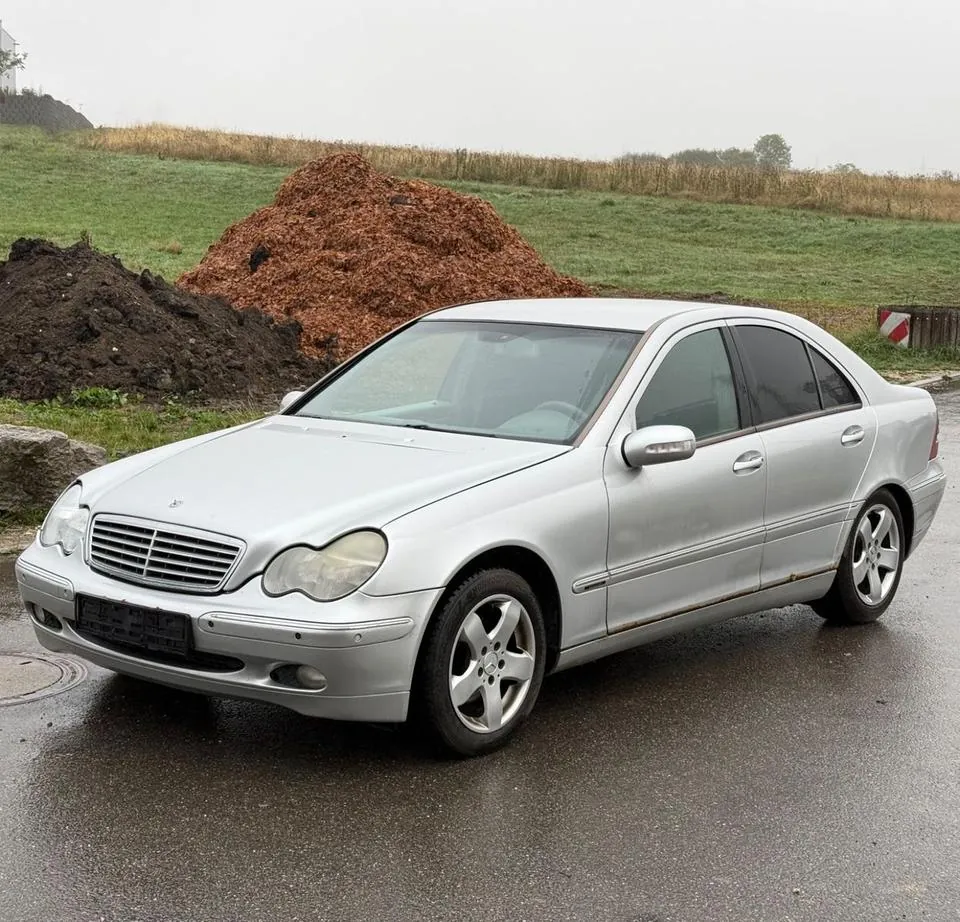 Mercedes-Benz C 200