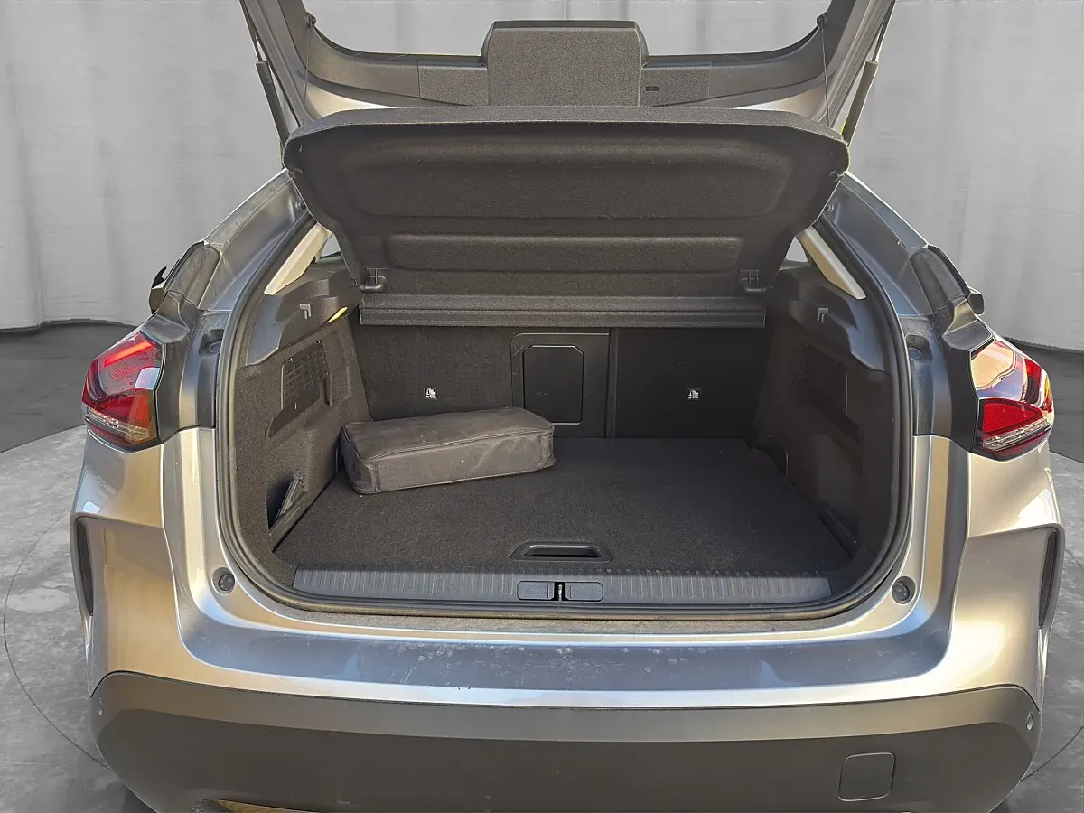 Citroen C4 2023 photo 5