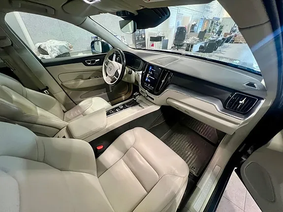 Volvo Xc60 2021 photo 5