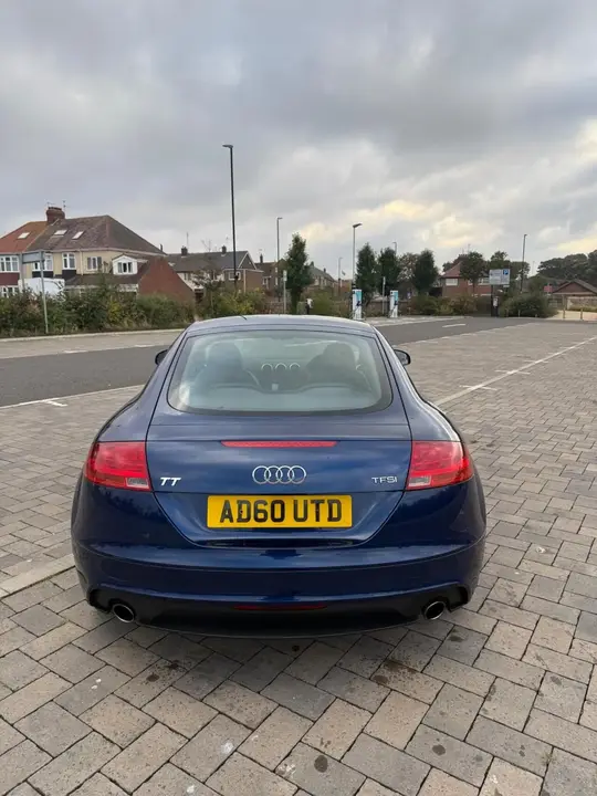 Audi Tt 2011 photo 4