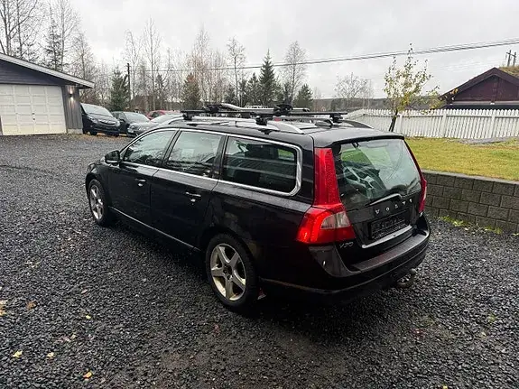 Volvo V70 2011 photo 3