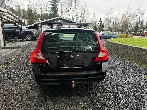 Volvo V70 2011 photo 4