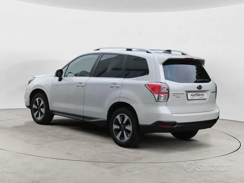 Subaru Forester 2017 photo 3