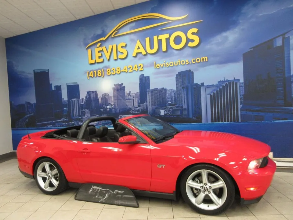 Ford Mustang 2010 photo 2